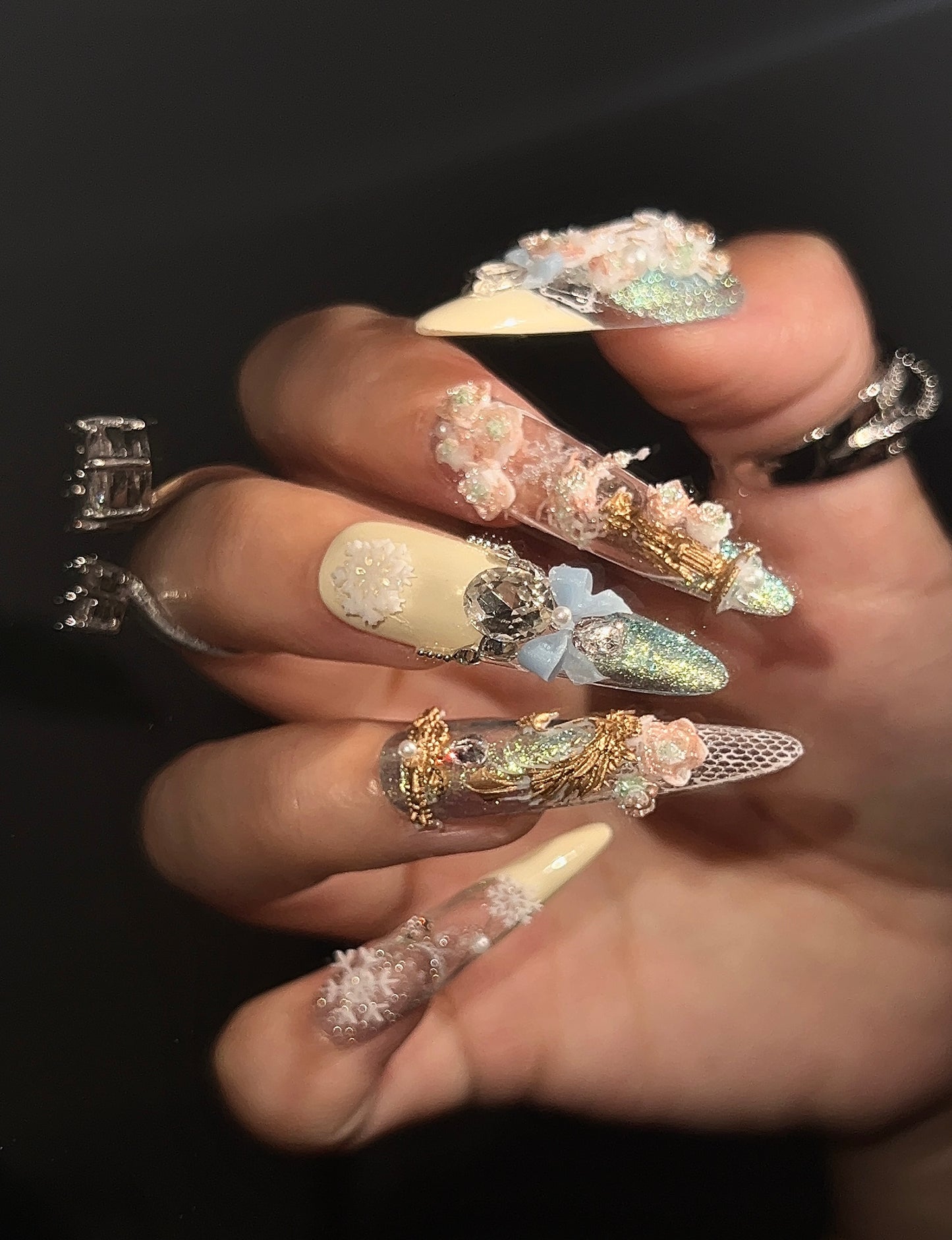 手工立体花卉蕾丝美甲