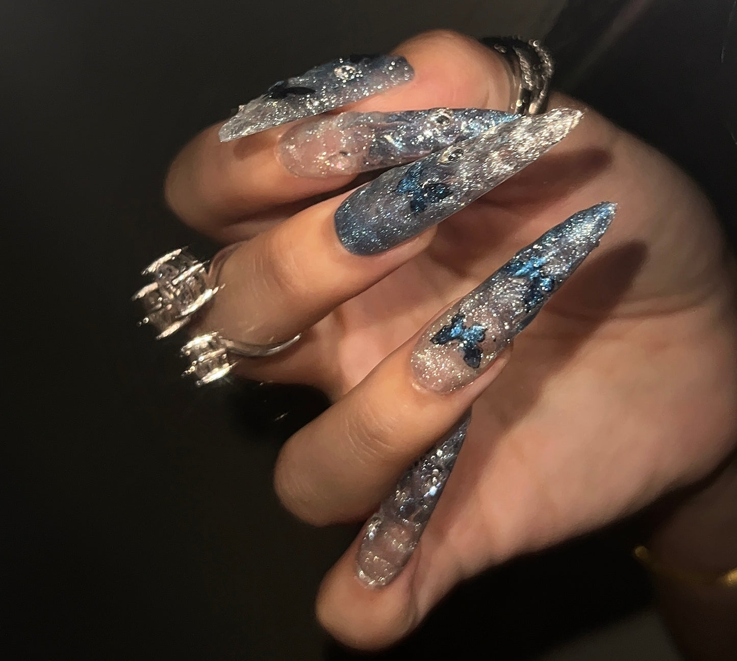 高级猫眼蓝色立体蝴蝶改钻美甲