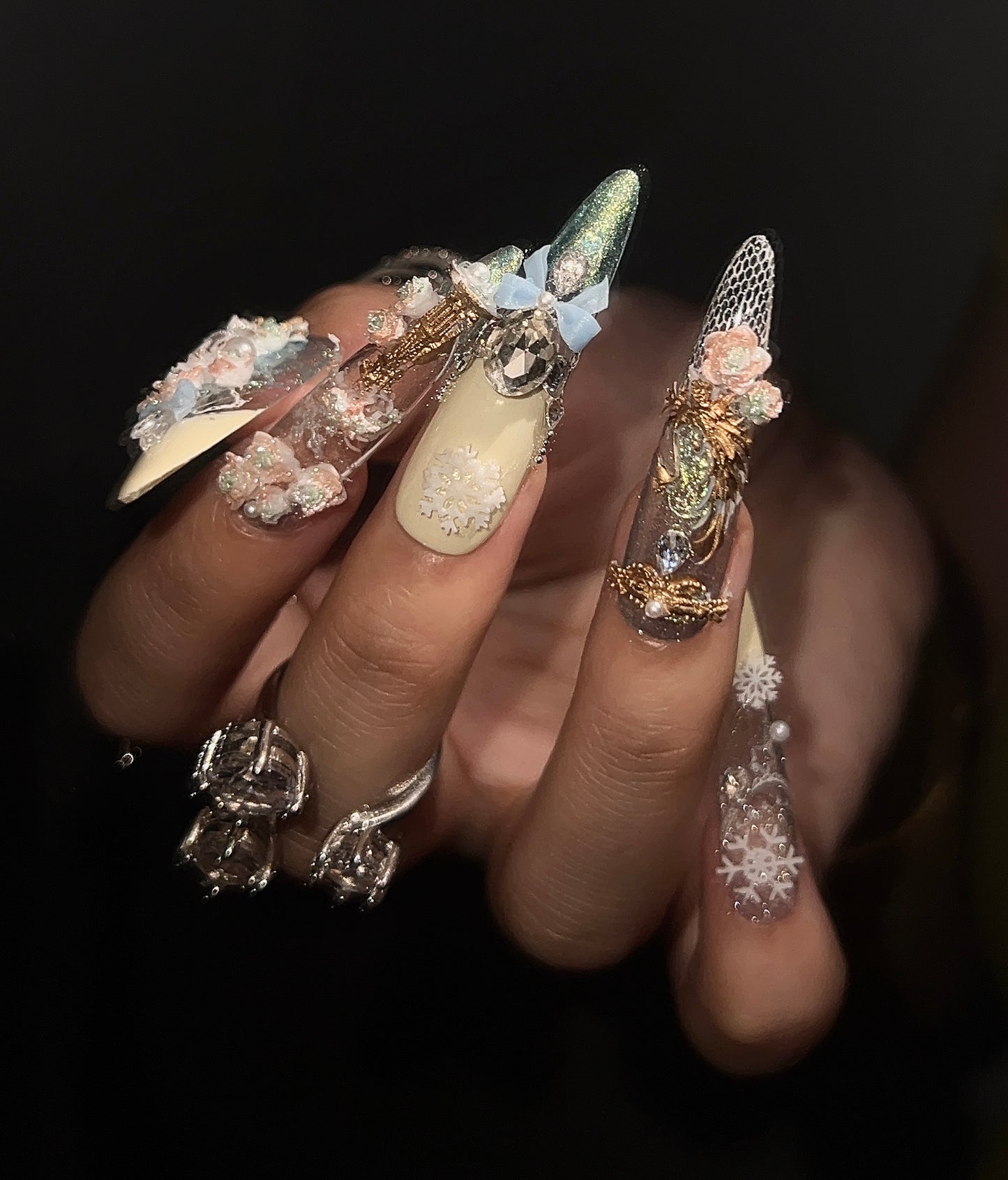 手工立体花卉蕾丝美甲