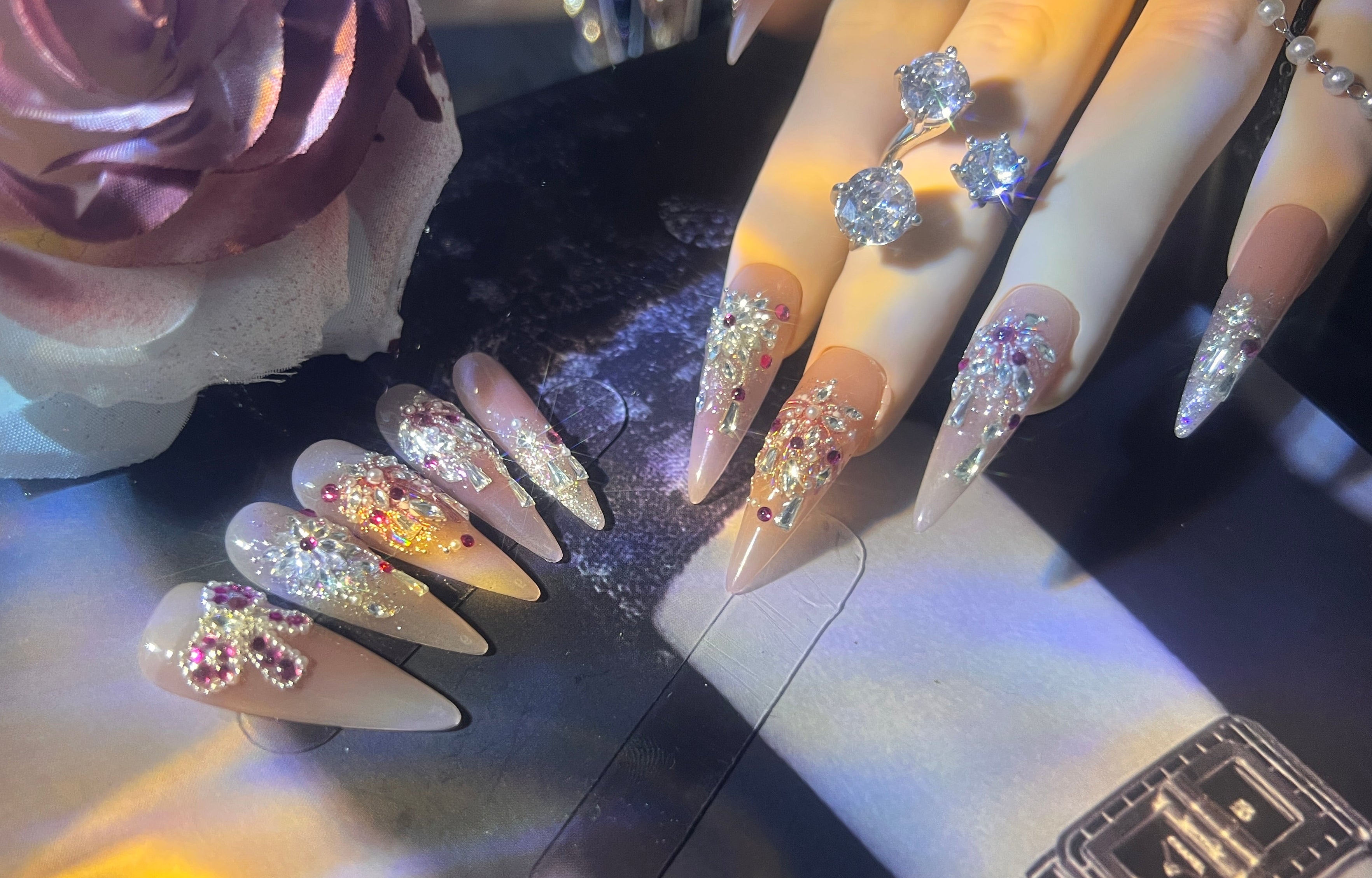 手工高级贴钻美甲片 | Handcrafted Crystal Nail Art