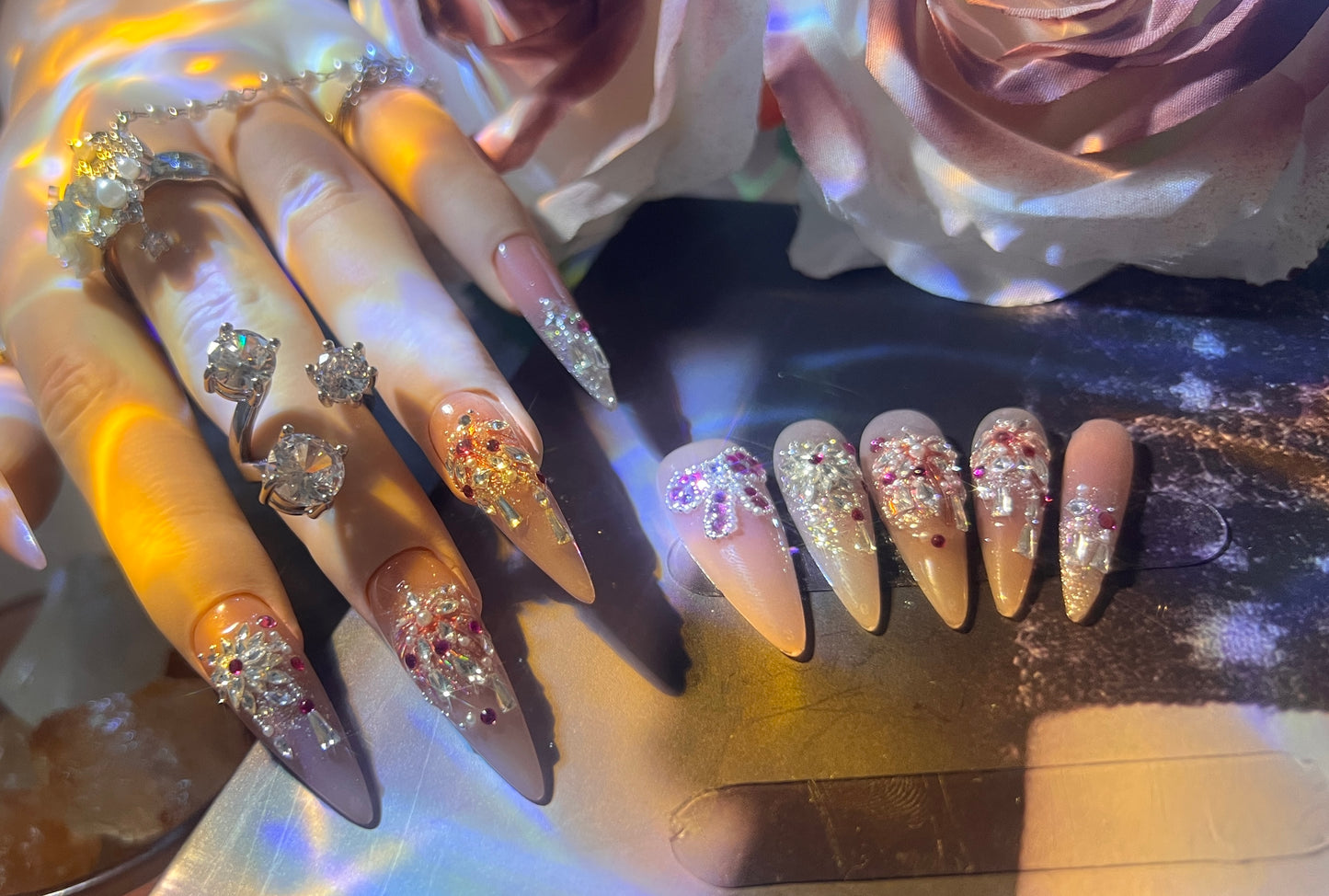 手工高级贴钻美甲片 | Handcrafted Crystal Nail Art