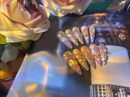 手工高级贴钻美甲片 | Handcrafted Crystal Nail Art