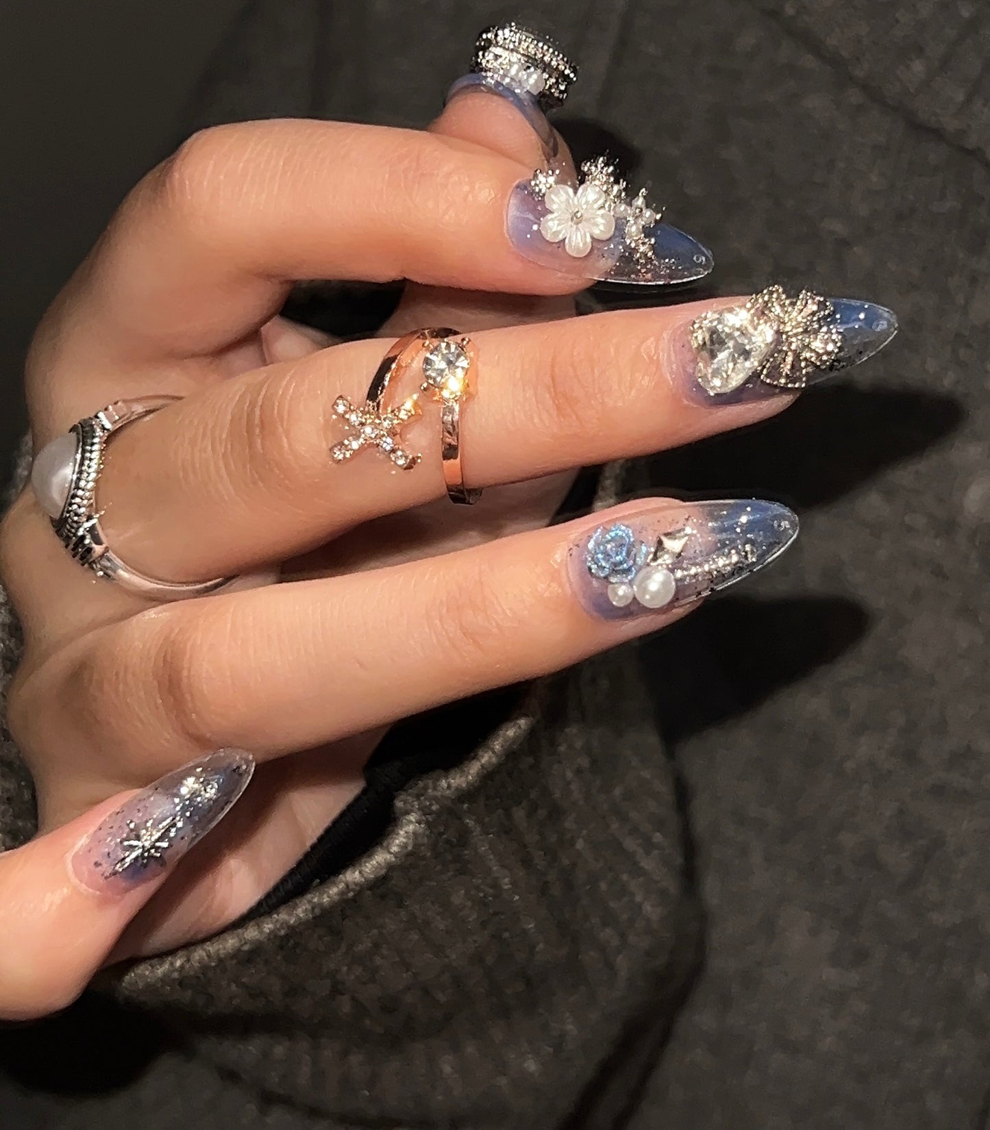 极光蓝紫色设计感美甲