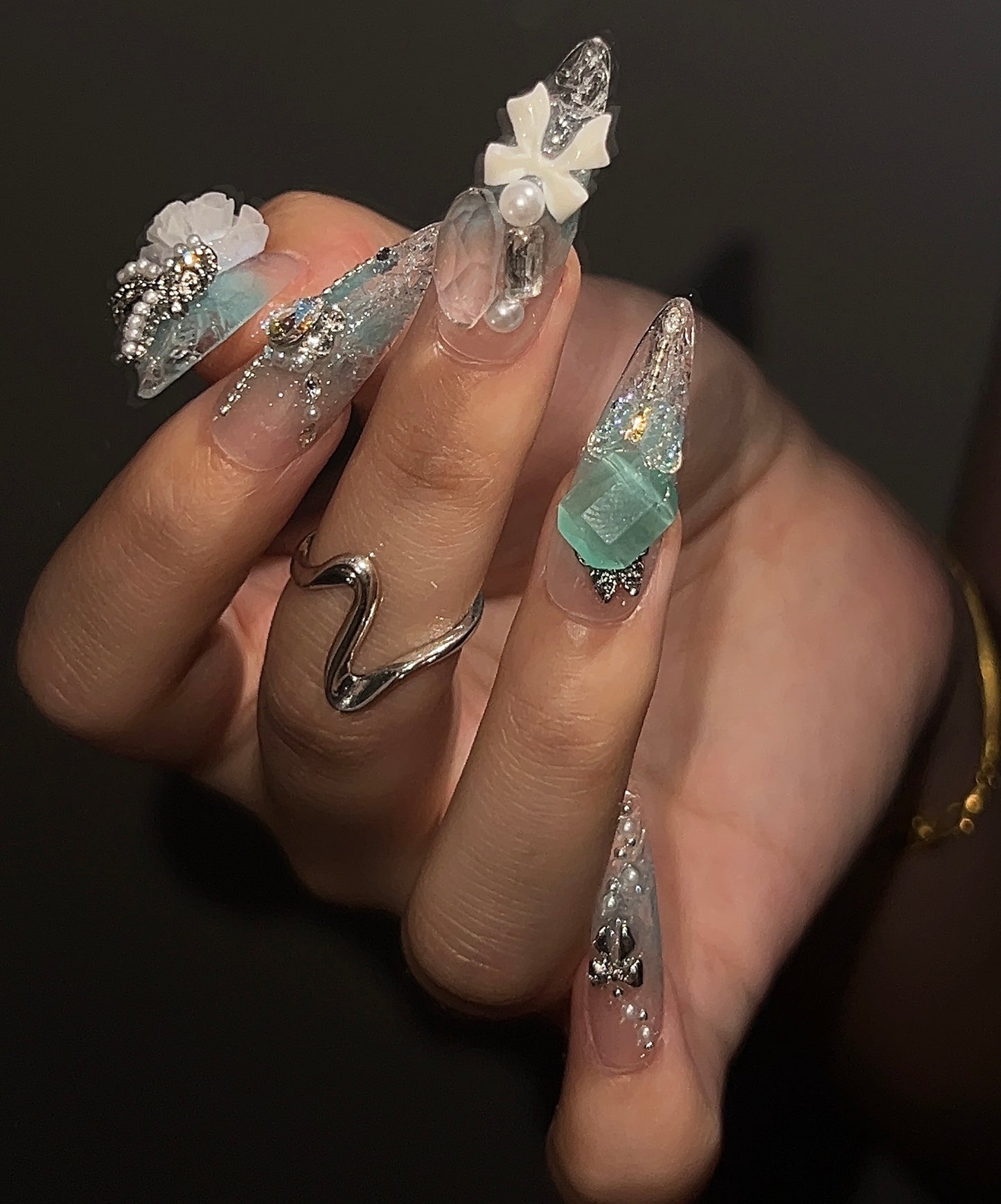 冰感水晶立体雕花美甲