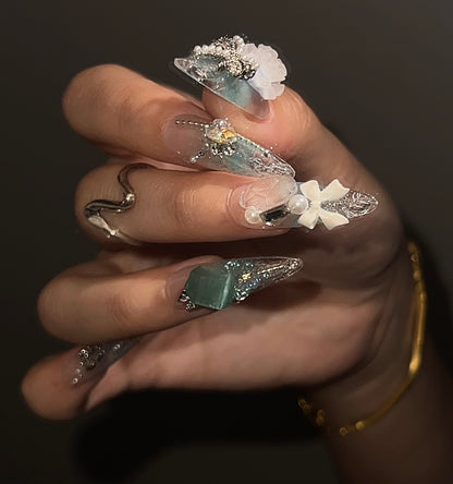 冰感水晶立体雕花美甲