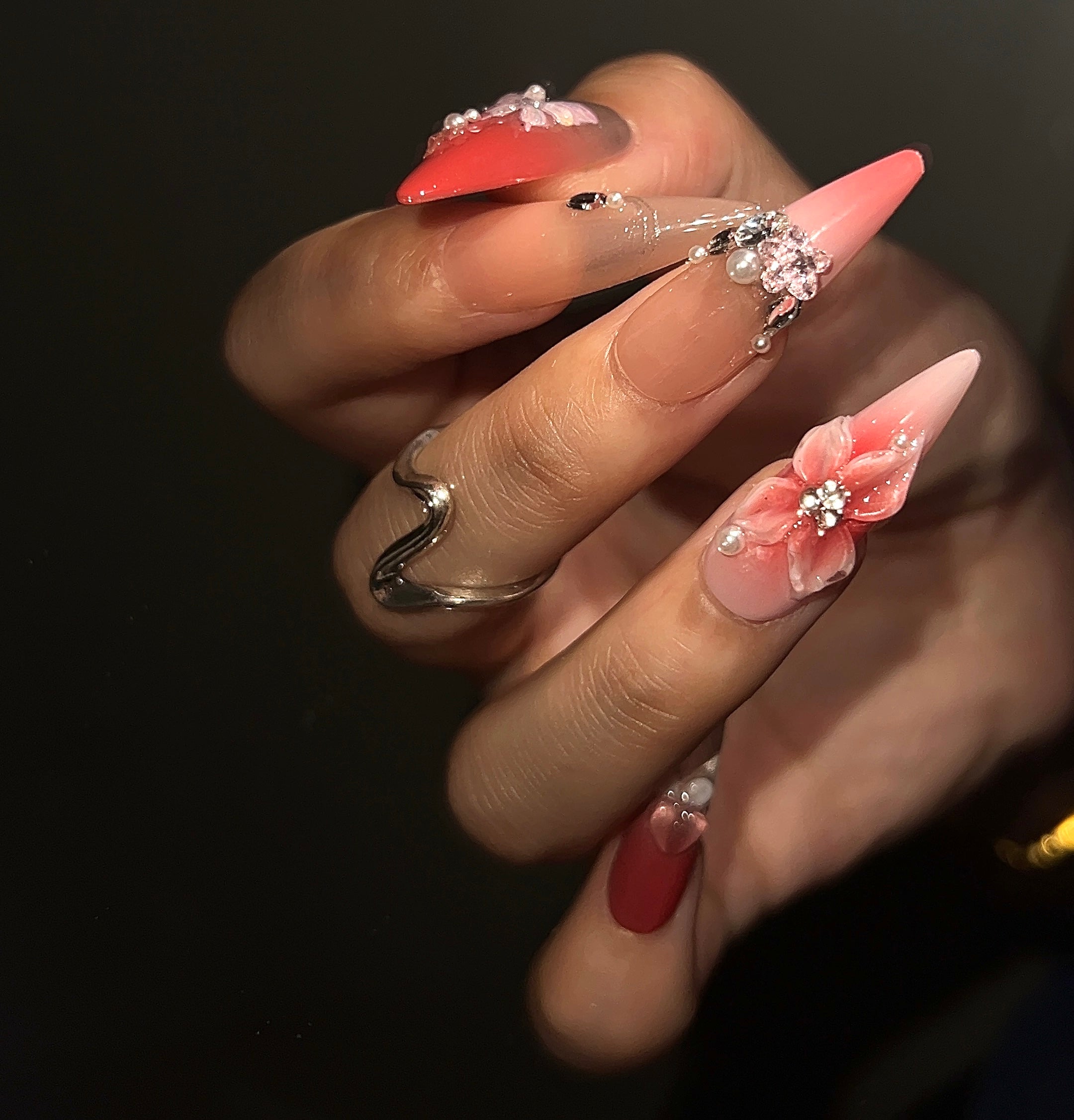 珍珠手工雕花美甲